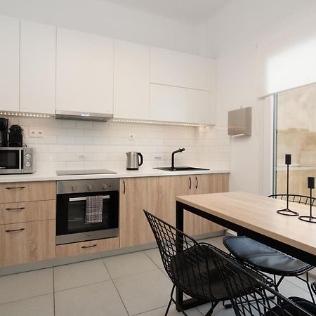 Classy Apartment In Koukaki, Walk To Metro & Acropolis Athen Exterior foto