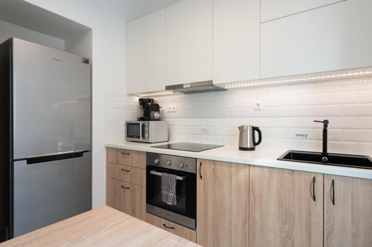 Classy Apartment In Koukaki, Walk To Metro & Acropolis Athen Exterior foto