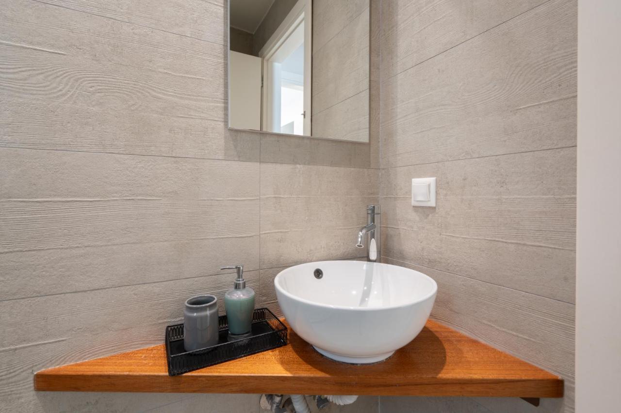 Classy Apartment In Koukaki, Walk To Metro & Acropolis Athen Exterior foto